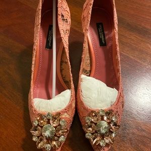 Dolce and Gabbana bellucci pumps size 37